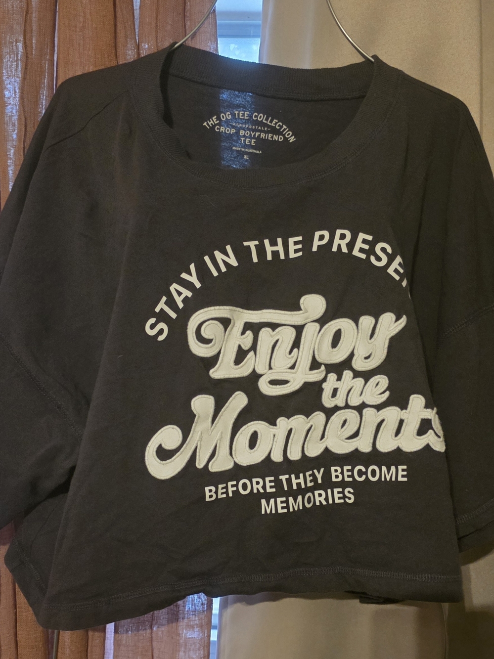 Aeropostale Gray Crop Tee with White Script
